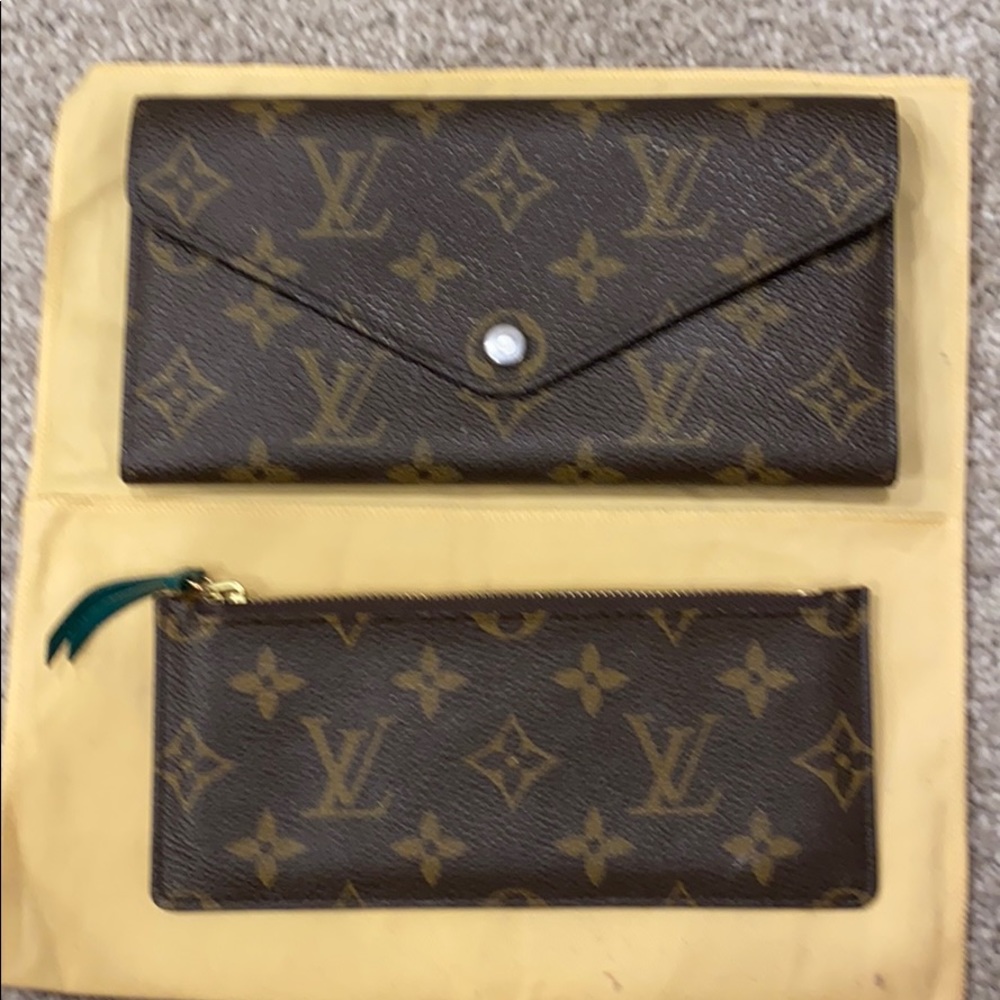 Louis Vuitton Josephine wallet